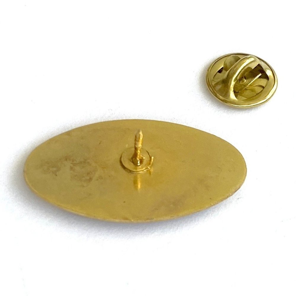 Vintage VFW Fort McHenry Baltimore Veterans of Foreign Wars Hat Lapel Pin 1.3” - Picture 4 of 4